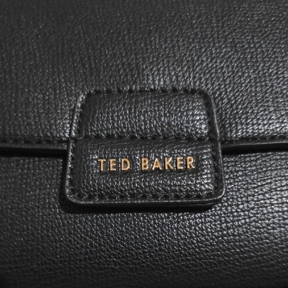Ted‎ Baker Black Crossbody Bag with Gold Accents - Picture 3 of 12